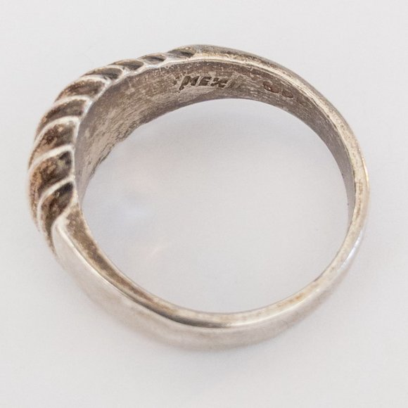 Vintage Sterling Silver Mexico Ribbed Shell Ring Size 10 Stamped Dome Swirl MEX - Picture 2 of 5